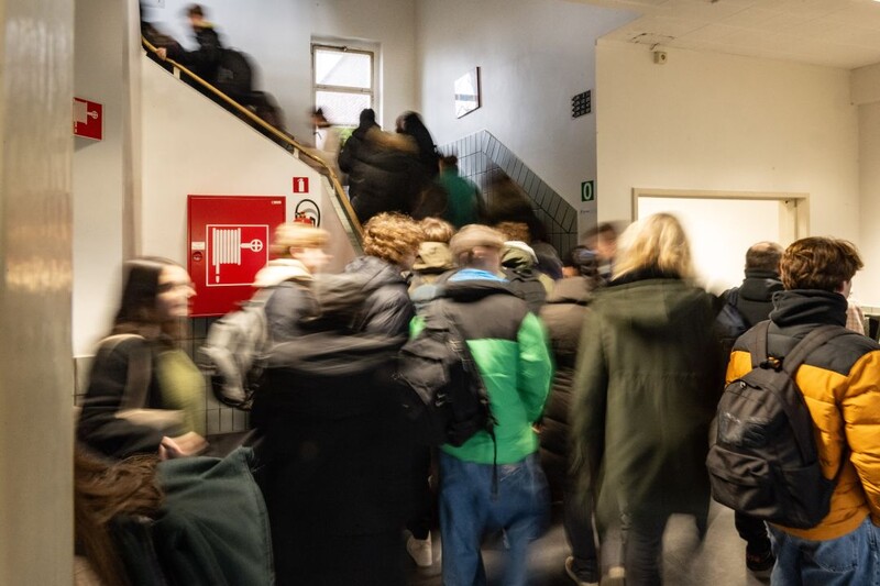 Jongeren in school