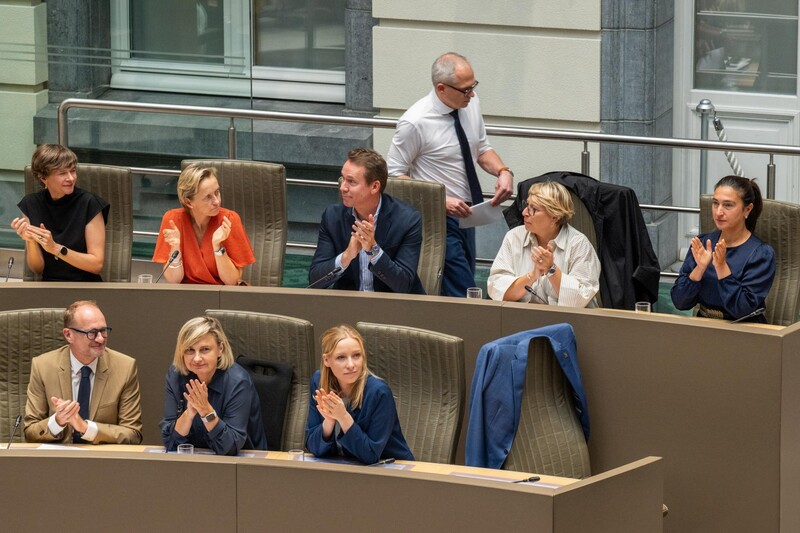 Vlaamse ministers in Vlaams parlement